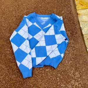 Blue,white crop sweatshirt.